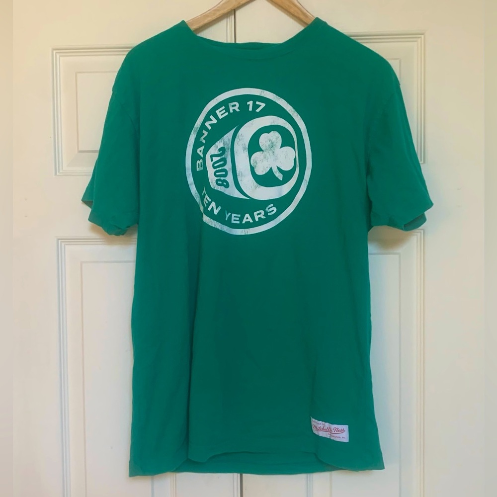 Boston Celtics Mitchell & Ness Banner 17 2008 Ten Years World Championship